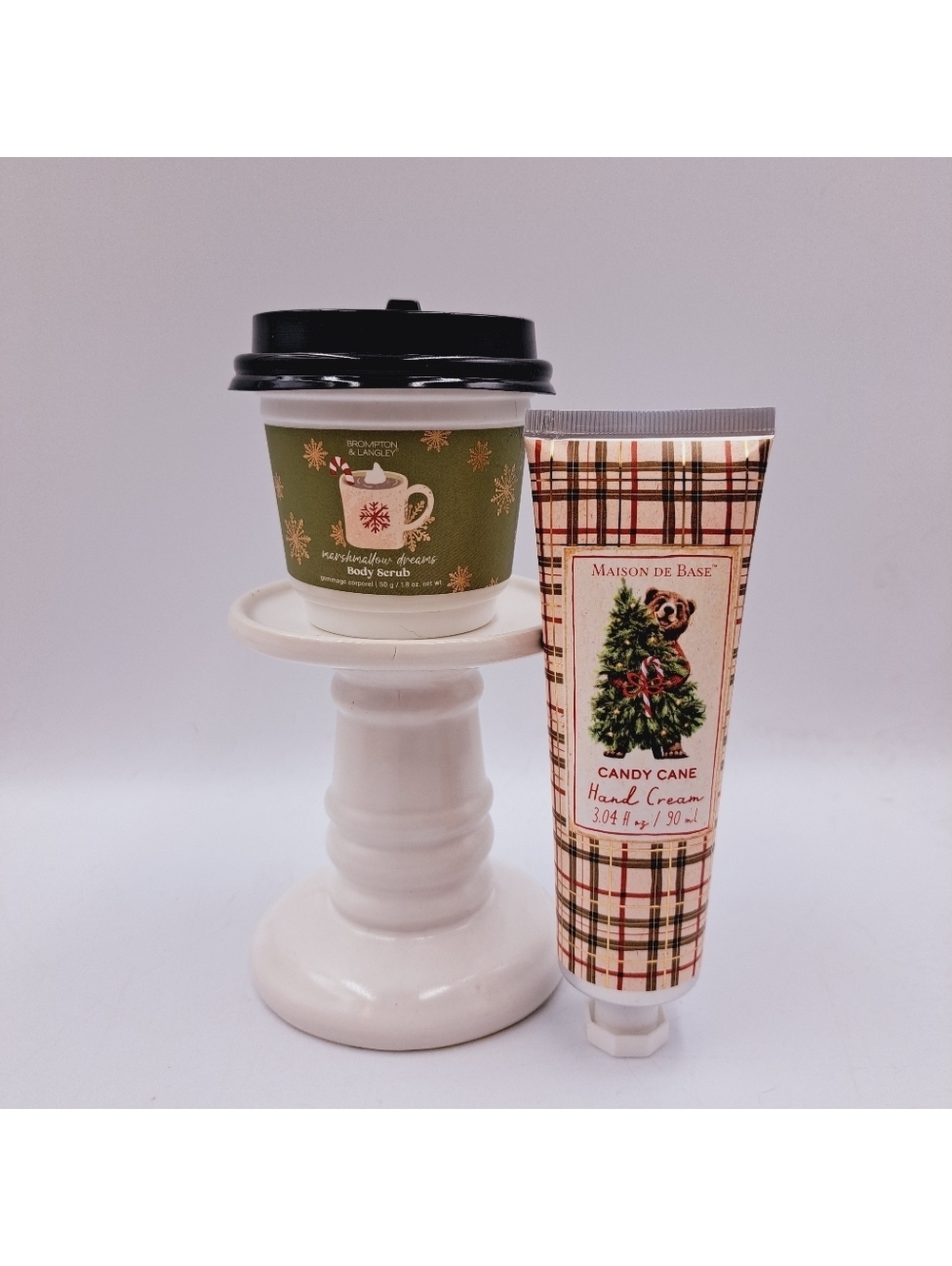 Bath & Body Holiday Set Candy Cane Hand Cream & Christmas Marshmallow Body Scrub